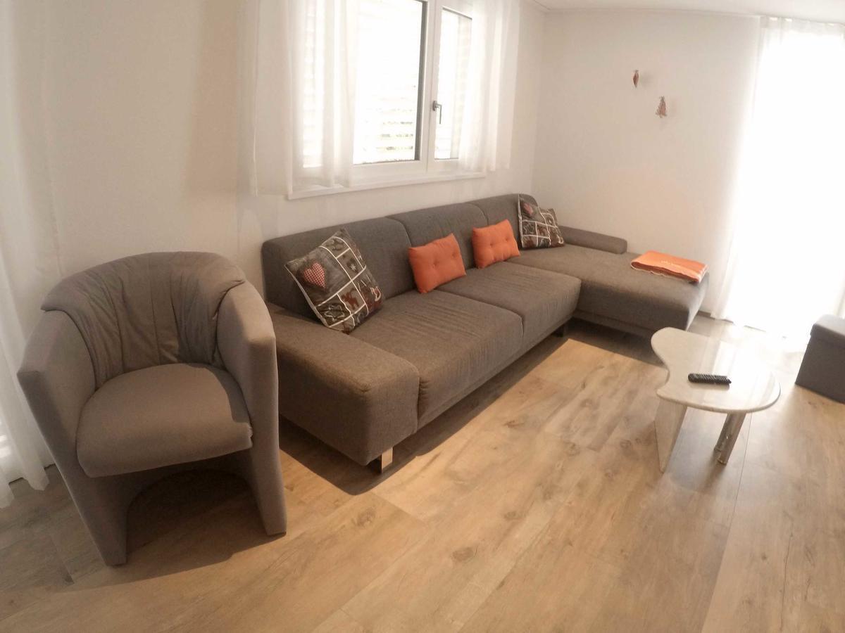 Haus Baracca Apartment Vella Exterior photo